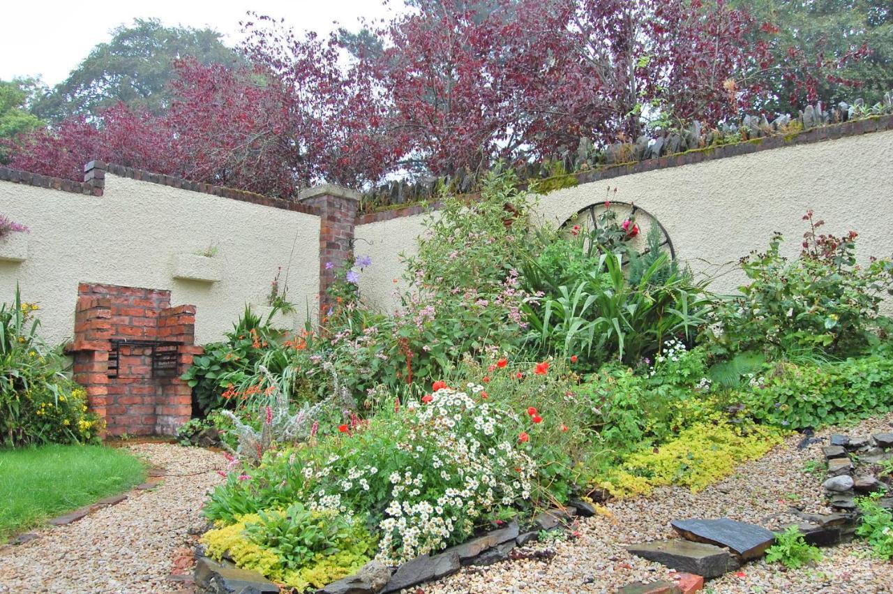 Tinnycross House B&B Ballymore Eustace Extérieur photo